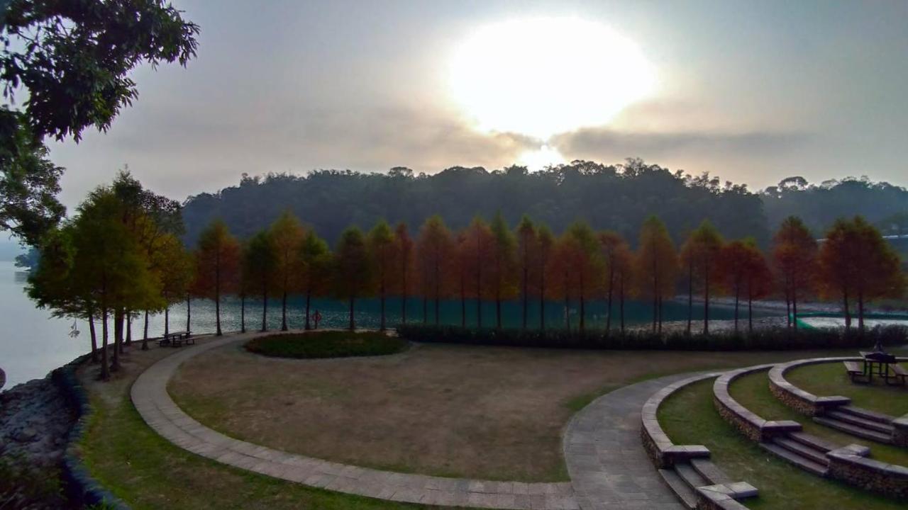 Sun Moon Lake Friday Inn Guest House Jücsi Kültér fotó